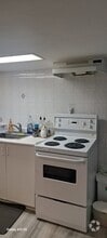 Building Photo - 574 Coxwell Av