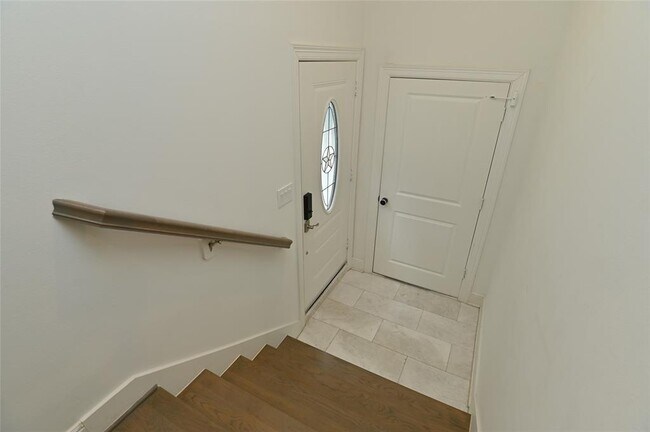 Foto del edificio - 1117 W 16th St