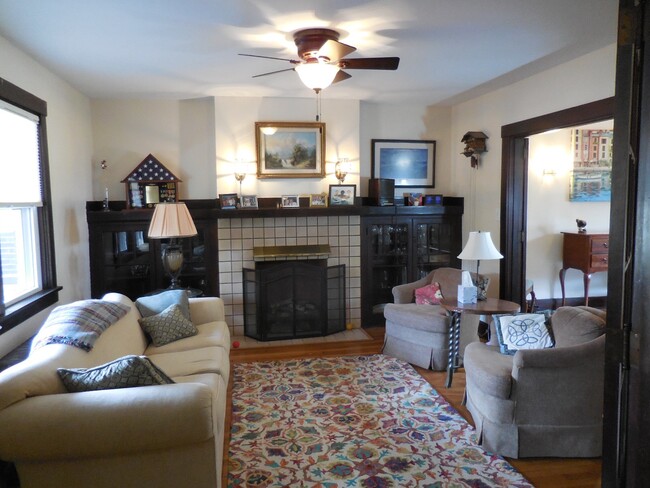 Foto del edificio - 3452 Beechwood Blvd