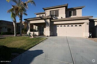 Building Photo - 14300 W Weldon Ave