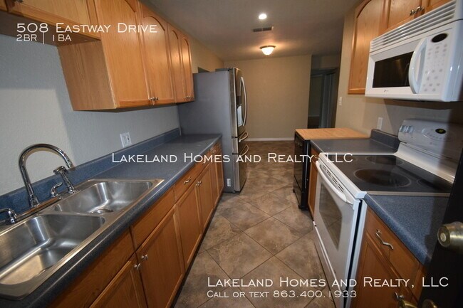 Foto del edificio - 508 Eastway Drive