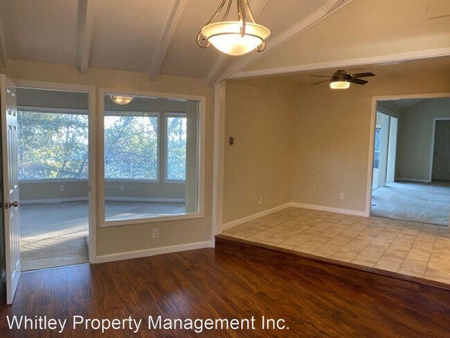 Foto del edificio - 3 br, 2 bath House - 402 Palomar Dr