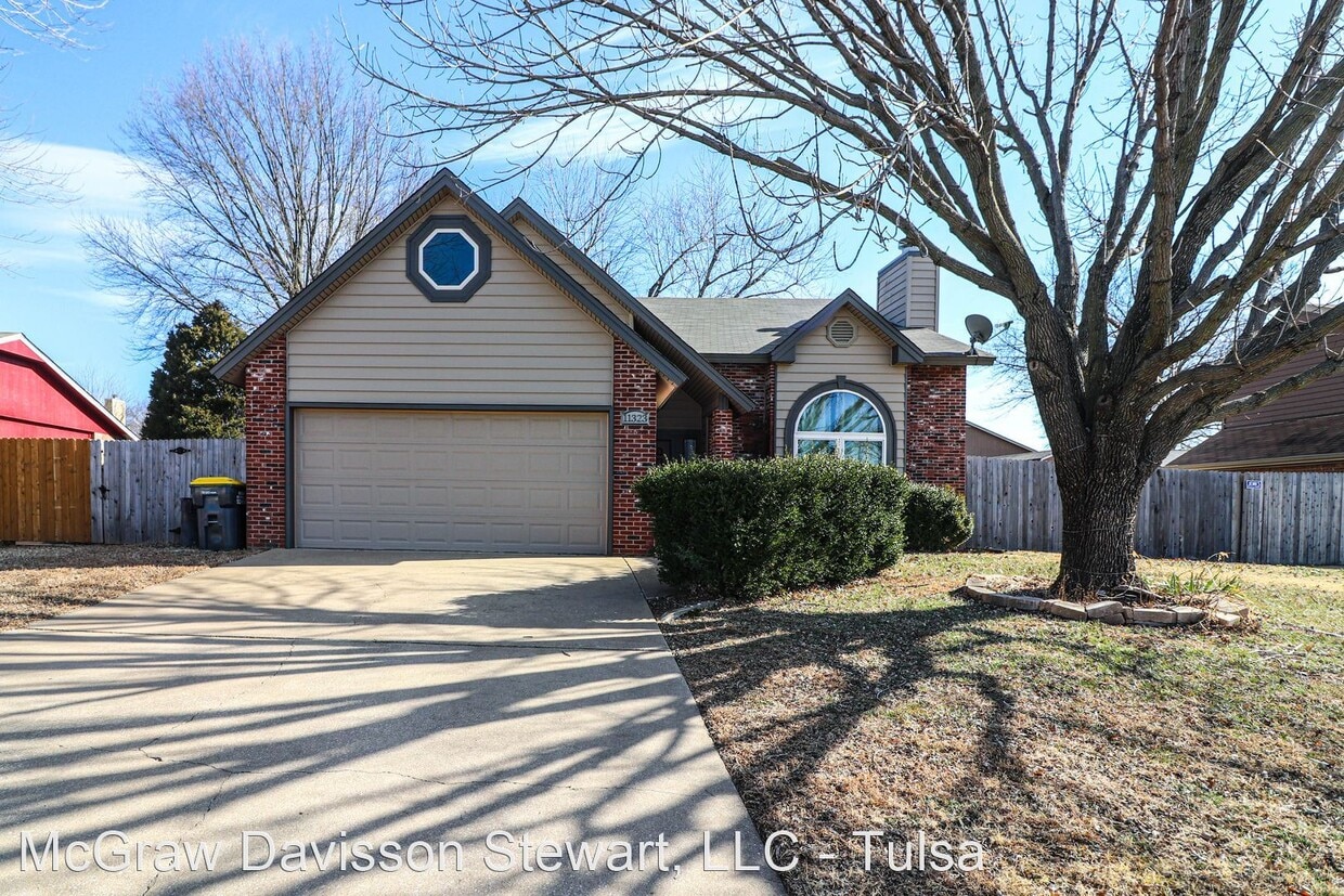 11323 S Ash St, Jenks, OK 74037 House Rental in Jenks, OK