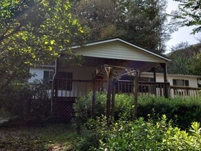 Building Photo - 45 Rich Dr