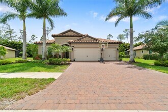 Building Photo - 1431 Mockingbird Dr