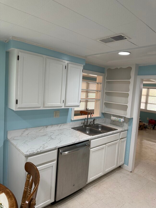 Foto del edificio - 506 Brentwood Dr