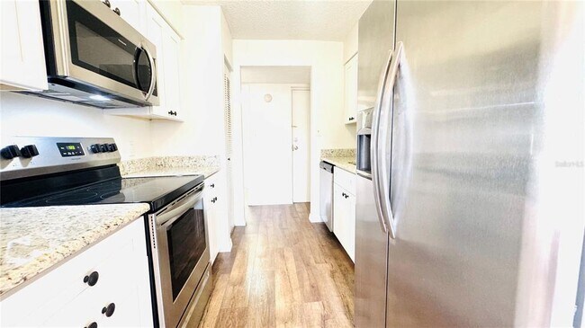 Foto del edificio - 7526 Needle Leaf Pl