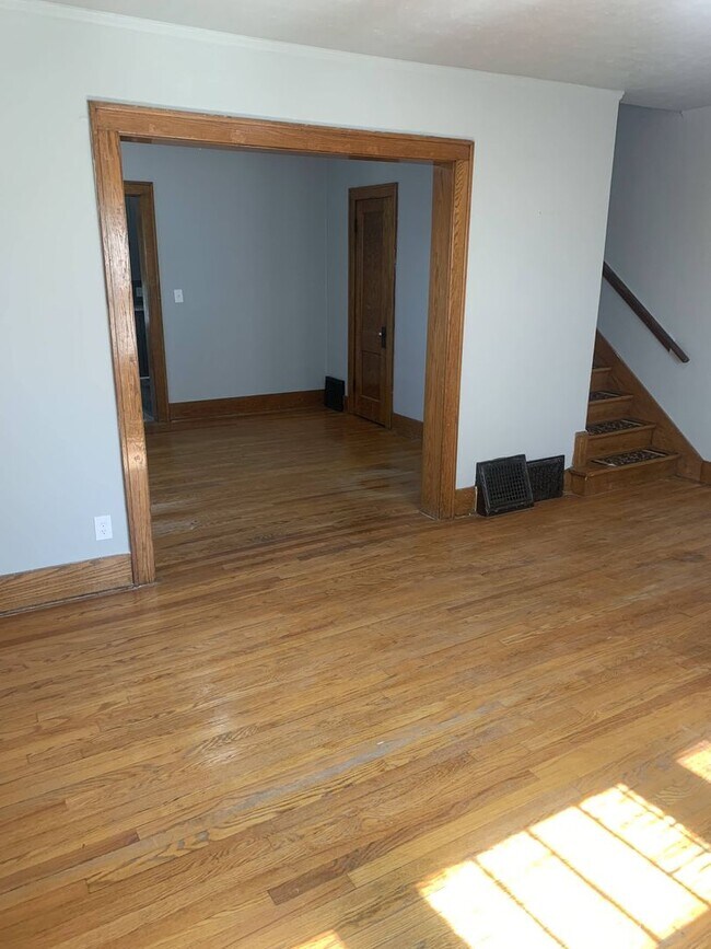 Building Photo - 3146 Mason