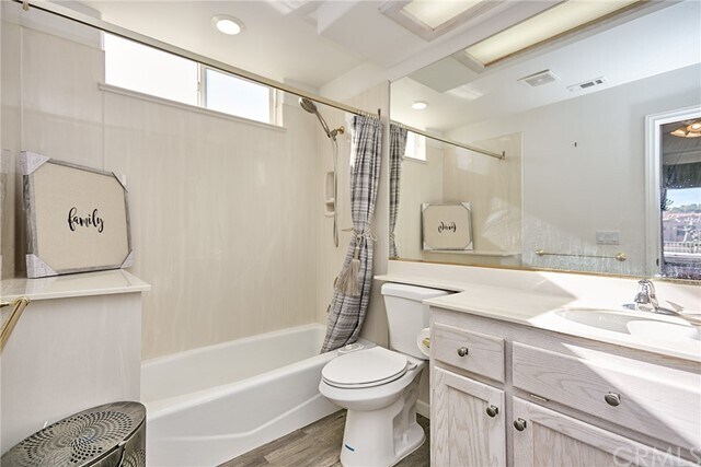 Building Photo - 27434 Lakeview Dr