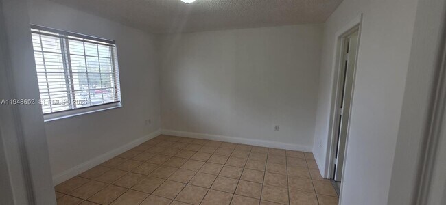 Foto del edificio - 7475 W 22nd Ave