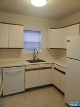 Building Photo - 100 Pierson Miller Dr