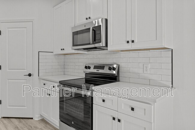Foto del edificio - 5224 Centennial Blvd