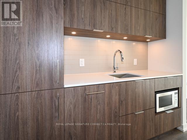 Photo du bâtiment - 15 Lower Jarvis St