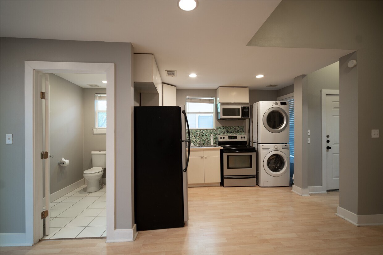 Foto principal - 711 Graham Pl