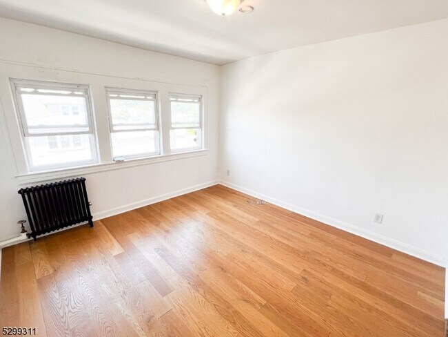 Foto del edificio - 33 Oraton St