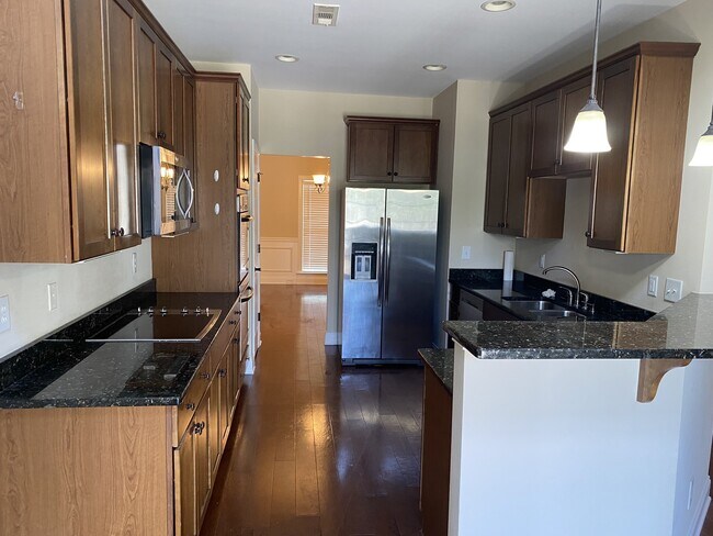 Foto del edificio - 1414 Burnside Dr