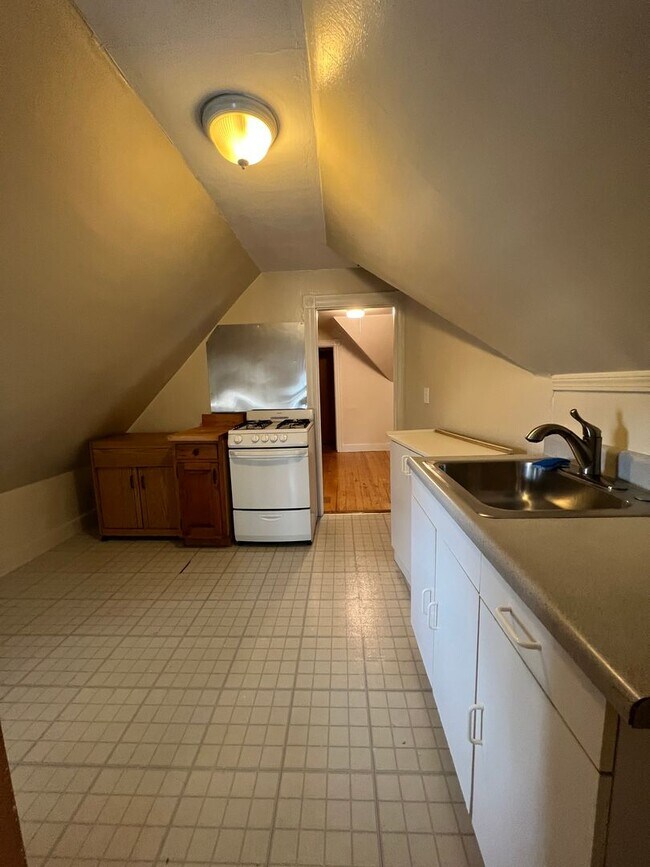 Foto del edificio - Cozy, Unique Cambridge 1 Bed near Harvard ...
