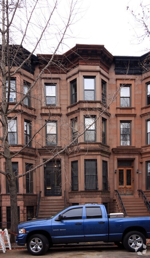 Primary Photo - 246 6th Ave