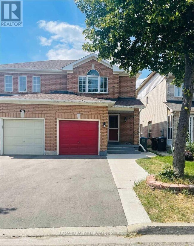 Building Photo - 20 Whiteface Crescent