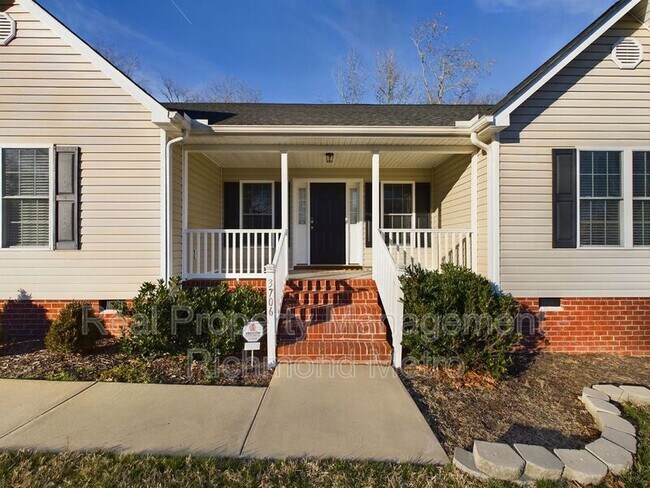 Foto del edificio - 3706 Perthshire Ln