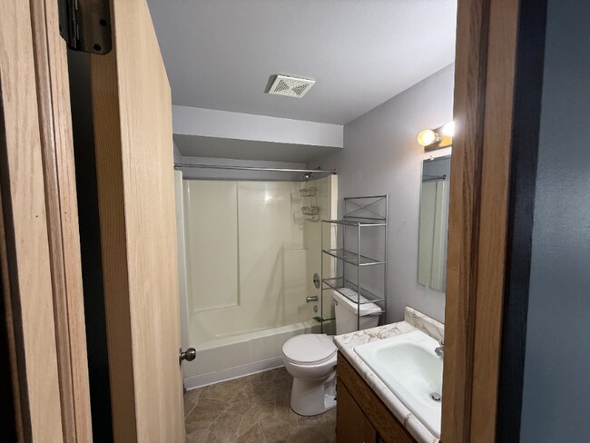 Foto del edificio - 3311 Main Ave