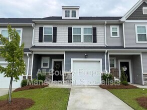 Building Photo - 1074 Cornelia St