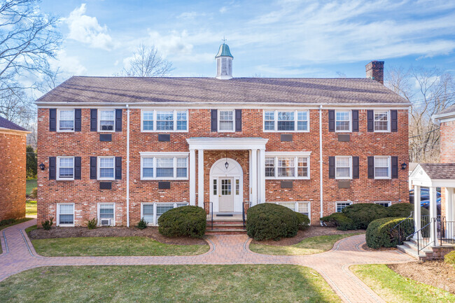 Building Photo - Jackson House Apartments