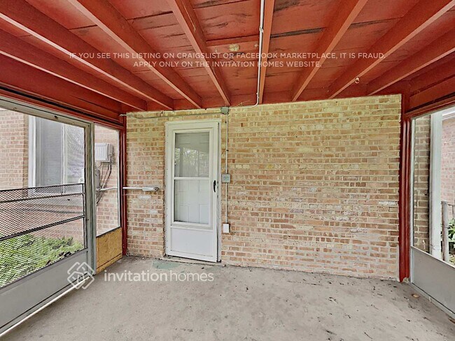 Foto del edificio - 8925 S Utica Ave