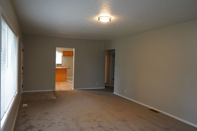 Foto del edificio - 9104 NE 34th Ave