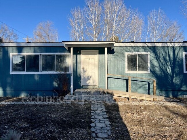 Building Photo - 1006 Cedar St