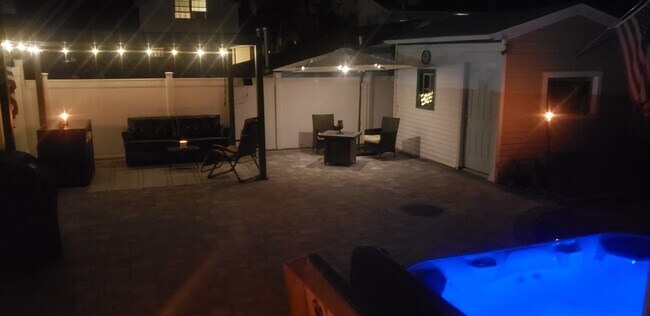 Foto del edificio - 412 Bayville Ave