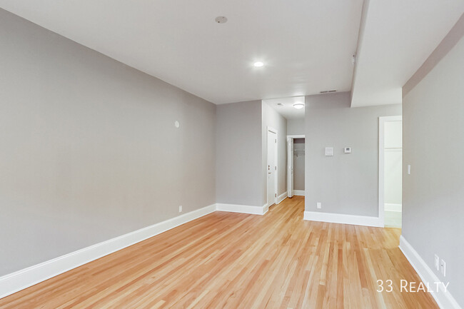 Building Photo - 128 Home Ave