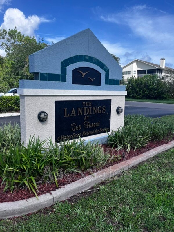 Building Photo - 4516 Seagull Dr
