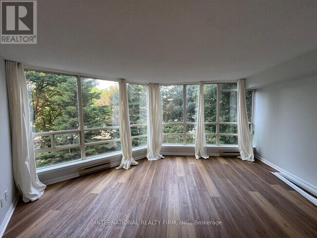 Building Photo - 45-245 Kingsbridge Garden Cir