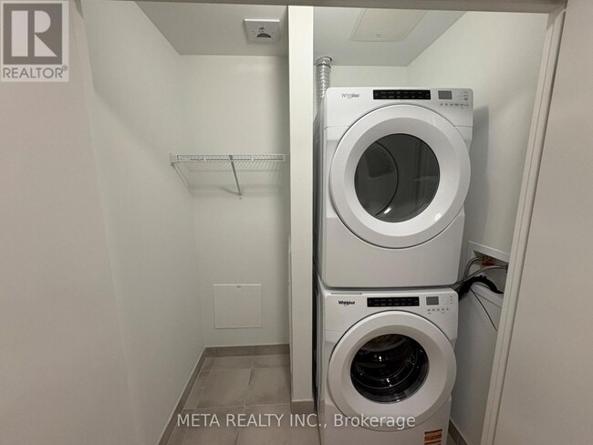 Photo du bâtiment - 3250 Carding Mill Trail