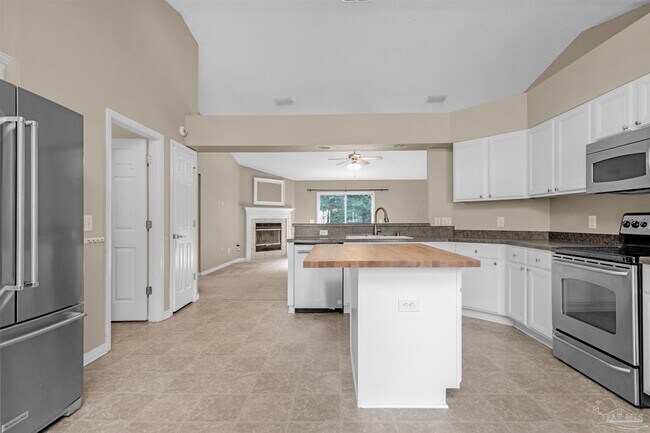 Foto del edificio - 1484 Longbranch Dr