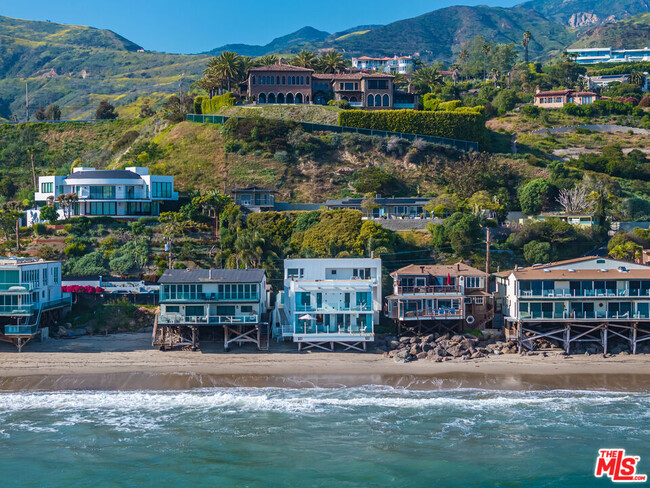 Building Photo - 25212 Malibu Rd