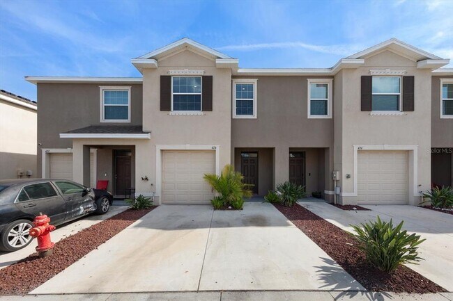 Foto del edificio - 424 Newmont Cir