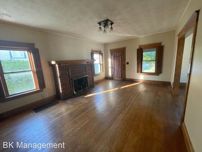 Building Photo - 3 br, 2 bath House - 23 N 19th Street