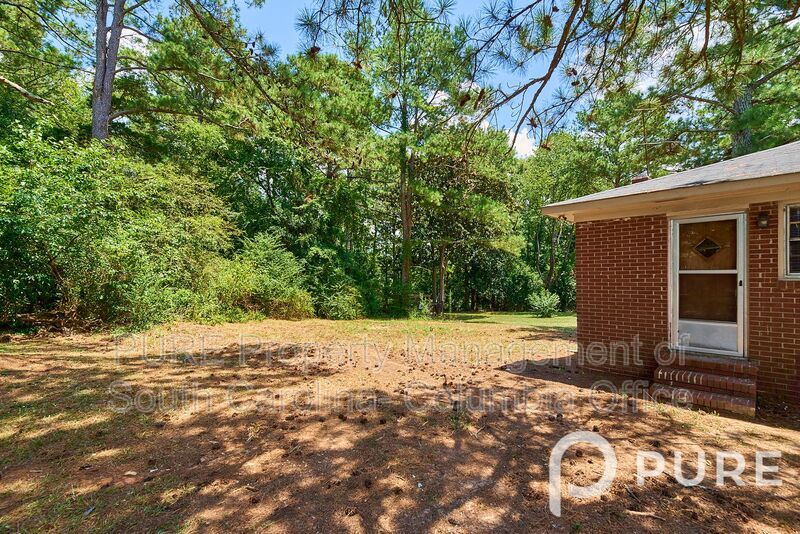 Foto principal - 4444 Dennis Dairy Rd