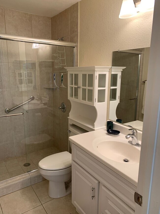 Building Photo - Resort-Style Living in the Heart of Scotts...