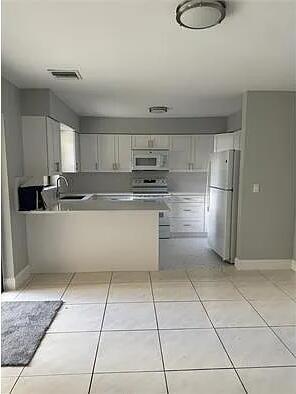 Building Photo - 4905 Alder Dr