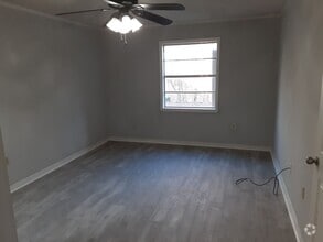 Building Photo - 104 Countryview Ln