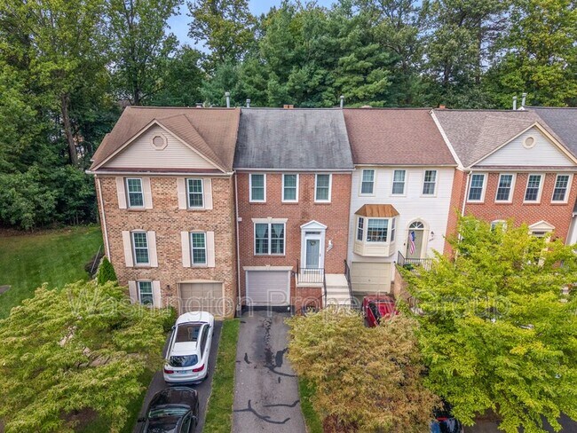 Foto del edificio - 4267 Fox Lake Dr