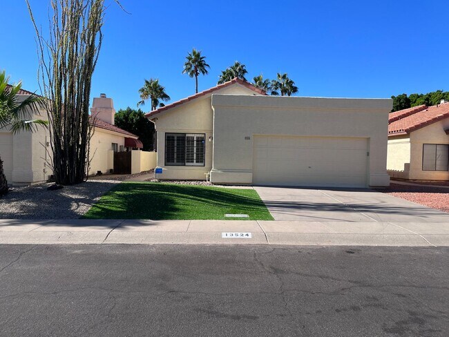 Foto del edificio - 13524 N 103rd St