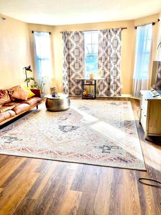 4110 S Lake Dr Unit 232, Saint Francis, WI 53235 Condo for Rent in Saint Francis, WI