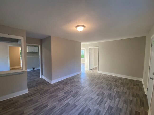 Foto del edificio - 1303 S Hart Ave