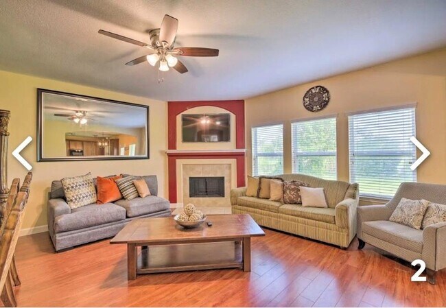 Foto del edificio - 9502 Arrowhead Terrace Ln