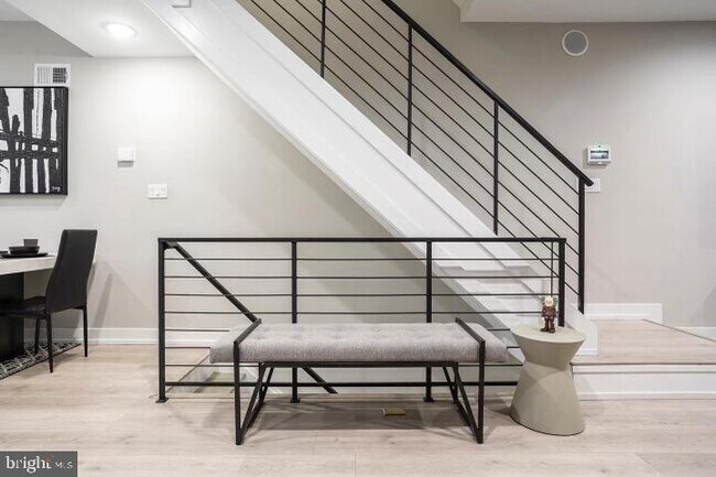 Foto del edificio - 2242 N Reese St