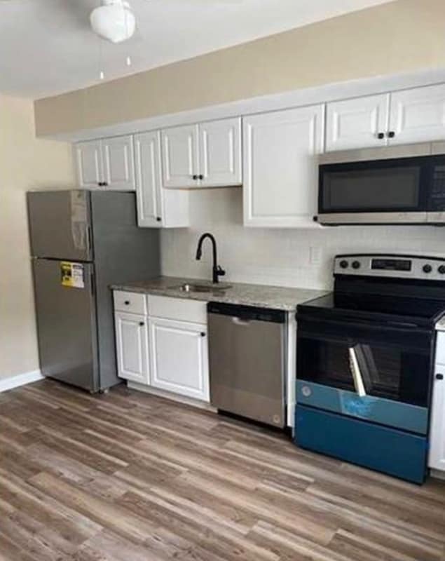 Photo - 443 5th St Apartment